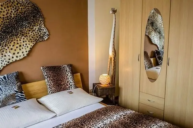 Comfort Tek Büyük Yataklı Oda