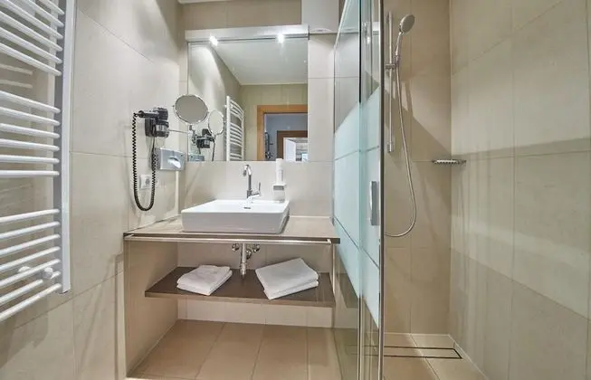Superior Apart Daire, 2 Yatak Odası, 2 Banyolu