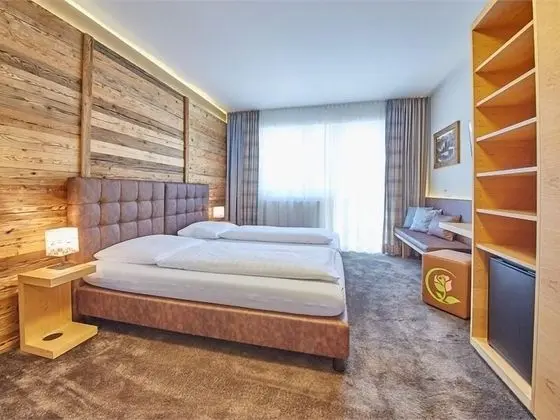 Superior Tek Büyük Yataklı Oda, Balkon