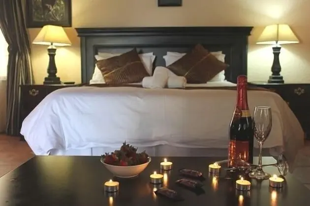 Luxury Tek Büyük veya İki Ayrı Yataklı Oda