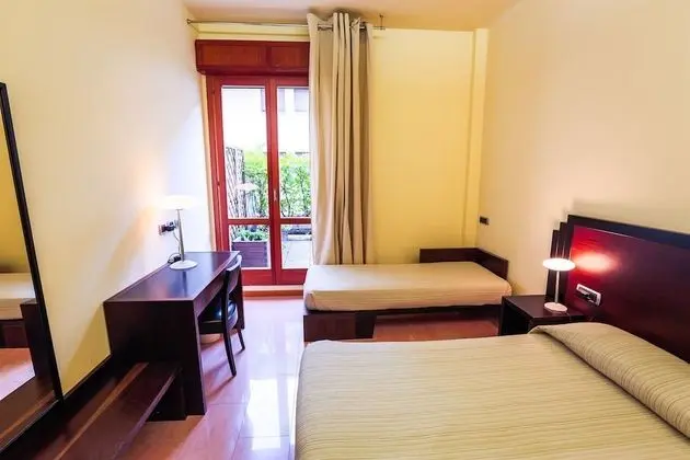 Classic Tek Büyük veya İki Ayrı Yataklı Oda