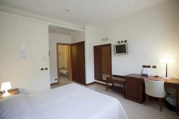 Classic Tek Büyük veya İki Ayrı Yataklı Oda