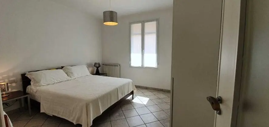 Apart Daire, 1 Büyük (Queen) Boy Yatak