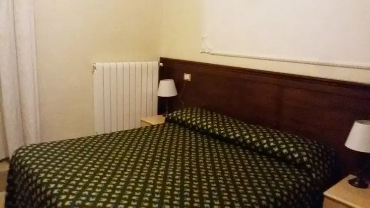 Standard Üç Kişilik Oda