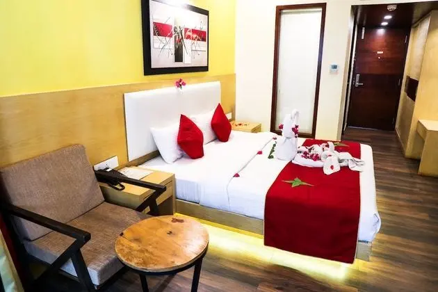 Deluxe Tek Büyük Yataklı Oda, 1 Çift Kişilik Yatak, Sigara İçilmez, Avlu Manzaralı