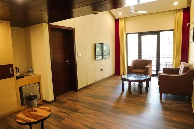 Royal Tek Büyük Yataklı Oda, 1 Yatak Odası, Avlu Manzaralı