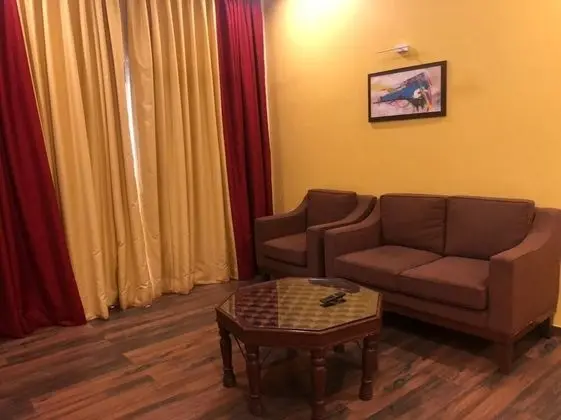 Royal Tek Büyük Yataklı Oda, 1 Yatak Odası, Avlu Manzaralı