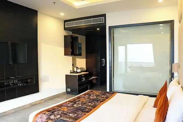 Deluxe Tek Büyük Yataklı Oda, Vadi Manzaralı