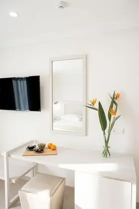 Standard Tek Büyük veya İki Ayrı Yataklı Oda (Wheelchair accessible)
