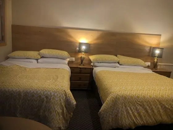 Comfort Dört Kişilik Oda, Banyolu/Duşlu