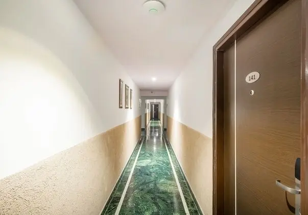 One Bedroom Apartment