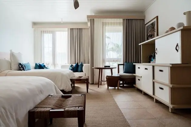 Junior Süit, 2 Büyük (Queen) Boy Yatak, Okyanus Manzaralı