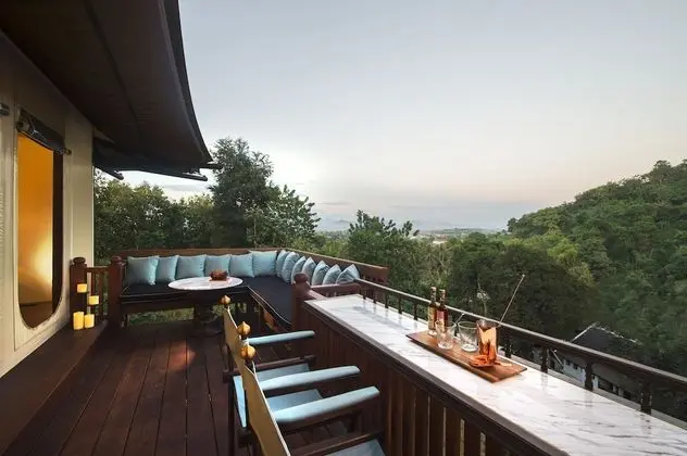 Hilltop Tent