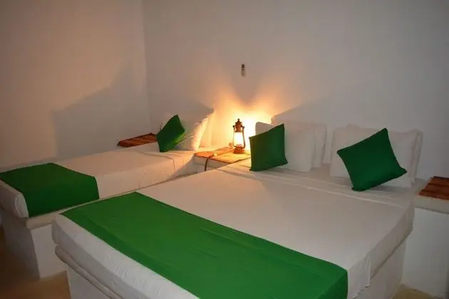 Deluxe Üç Kişilik Oda, 1 Yatak Odası, Bahçe Manzaralı, Bahçeli