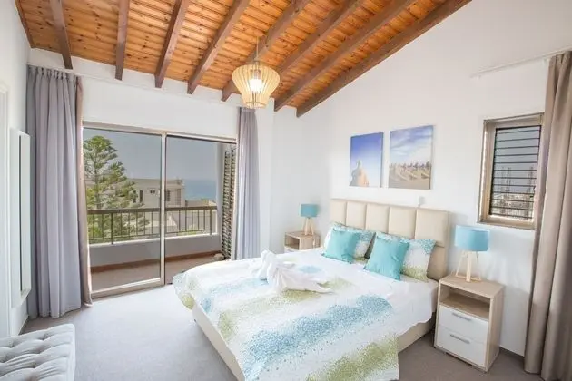 Villa, 4 Yatak Odası, Balkon