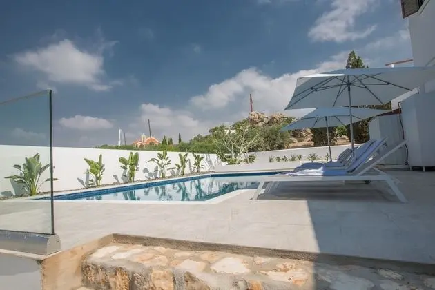 Villa, 4 Yatak Odası, Balkon