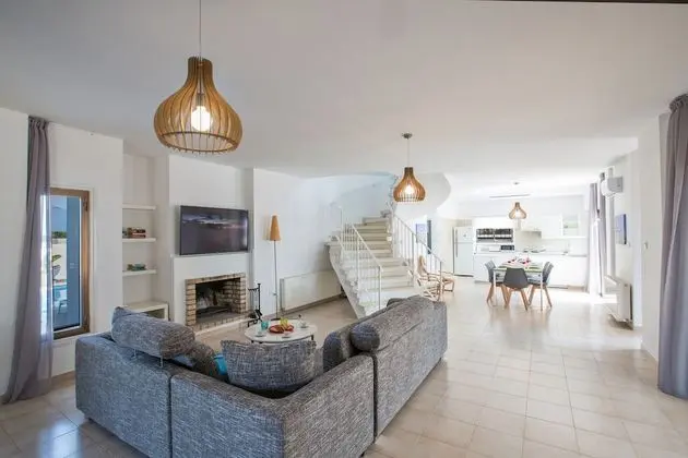Villa, 4 Yatak Odası, Balkon