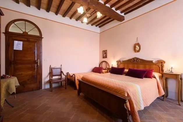 Triple Suite 2 Floor