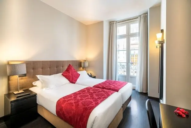 Standard Tek Büyük veya İki Ayrı Yataklı Oda