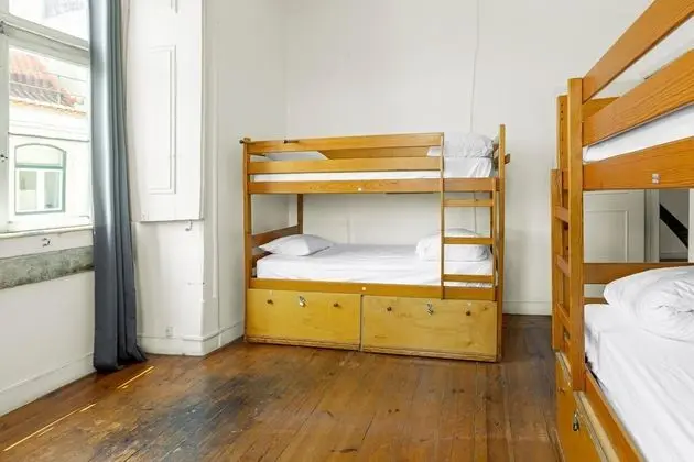 Standard Ortak Ranzalı Oda, Karma Ranzalı Oda, Ortak Banyo (6 bed dorm)