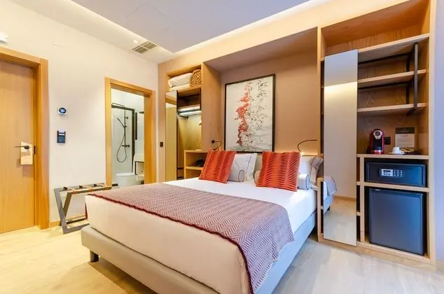 Standard Tek Büyük veya İki Ayrı Yataklı Oda