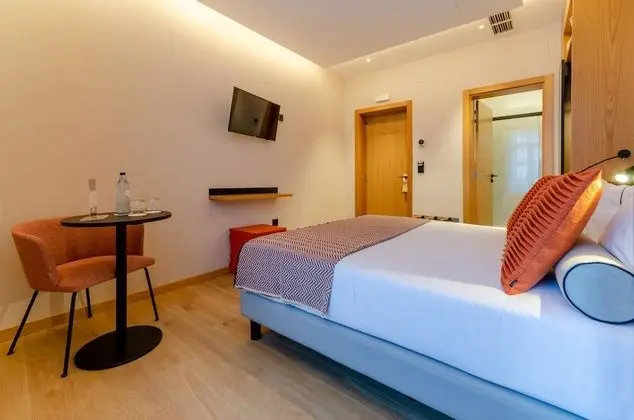 Standard Tek Büyük veya İki Ayrı Yataklı Oda