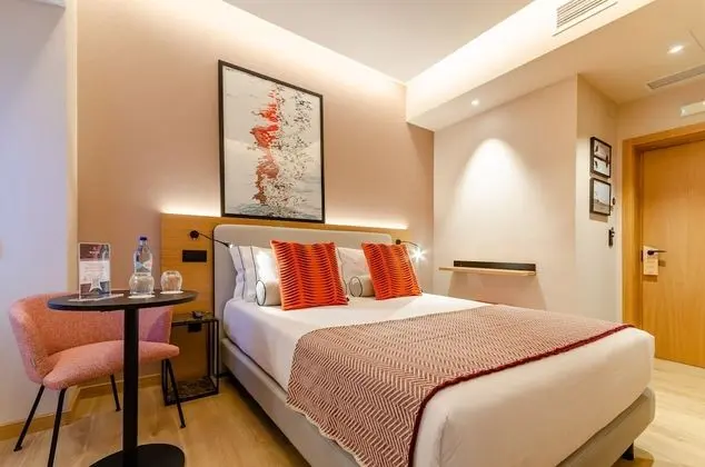 Standard Tek Büyük veya İki Ayrı Yataklı Oda