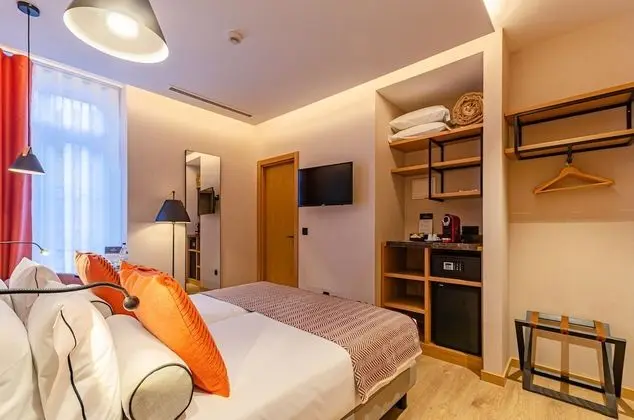 Standard Tek Büyük veya İki Ayrı Yataklı Oda