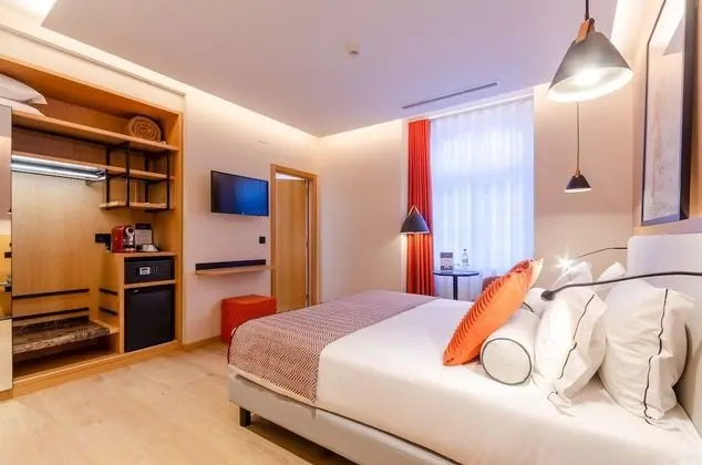 Superior Tek Büyük veya İki Ayrı Yataklı Oda