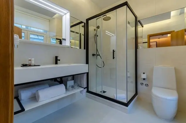 Superior Tek Büyük veya İki Ayrı Yataklı Oda