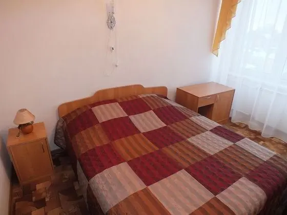 Standard Tek Büyük Yataklı Oda