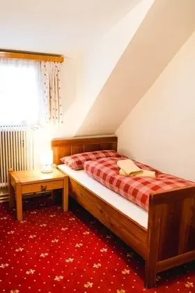 Traditional Tek Kişilik Oda