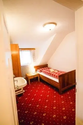 Traditional Tek Kişilik Oda