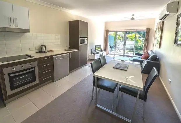 Family Bungalov, 2 Yatak Odası, Mutfak, Bahçeli