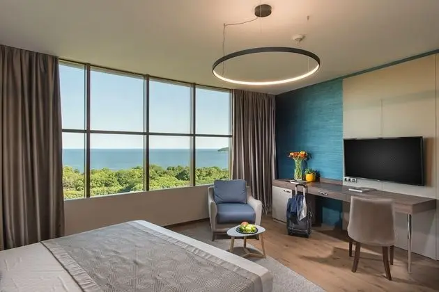 Executive Double Room with Sea View - High Floor