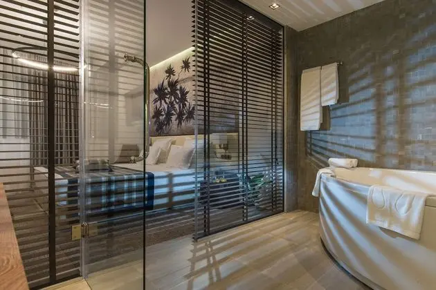 One Bedroom Apartment