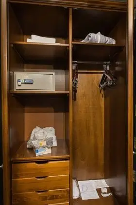 Standard Double or Twin with free Wi-Fi, coffee and tea making facilities