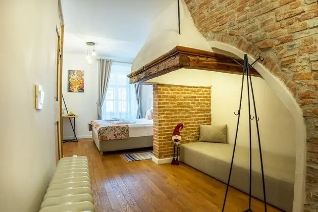 Comfort Tek Büyük Yataklı Oda