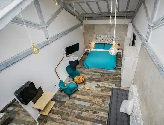 Junior Stüdyo Süit