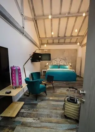 Junior Stüdyo Süit