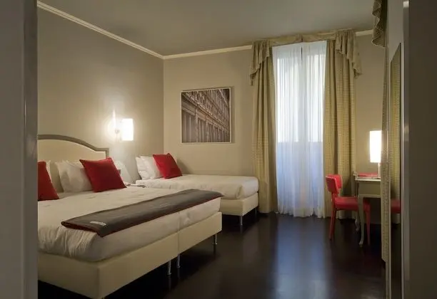 Üç Kişilik Oda
