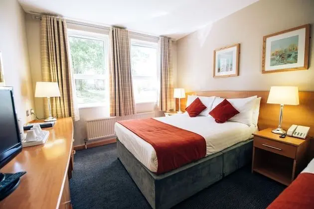 Tek Büyük Yataklı Oda