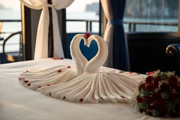 Honeymoon Tek Büyük Yataklı Oda (Suite, Private Terrace)