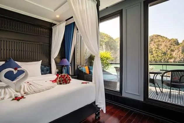 Honeymoon Tek Büyük Yataklı Oda (Suite, Private Terrace)