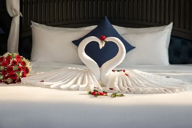 Honeymoon Tek Büyük Yataklı Oda (Suite, Private Terrace)