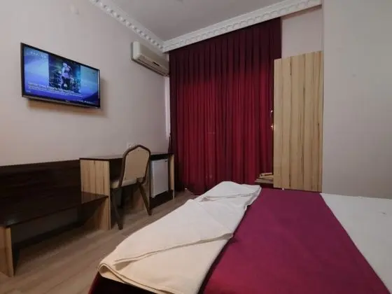 Çift Kişilik, Şehir Manzaralı