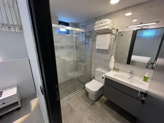 Ekonomik Üç Kişilik Oda, Manzarasız, Bodrum Kat