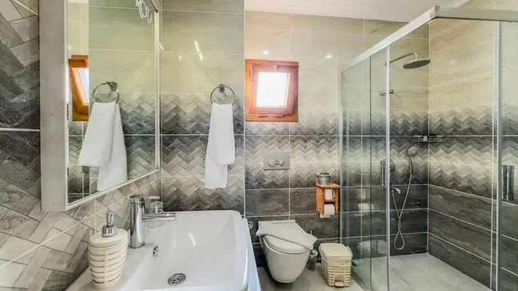 Suite, Deniz Manzaralı