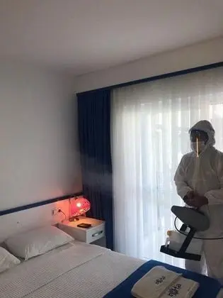 Aile Odası, Havuz Manzaralı