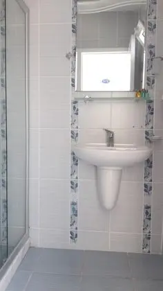 Aile Odası, Havuz Manzaralı